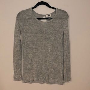 old navy top with back keyhole